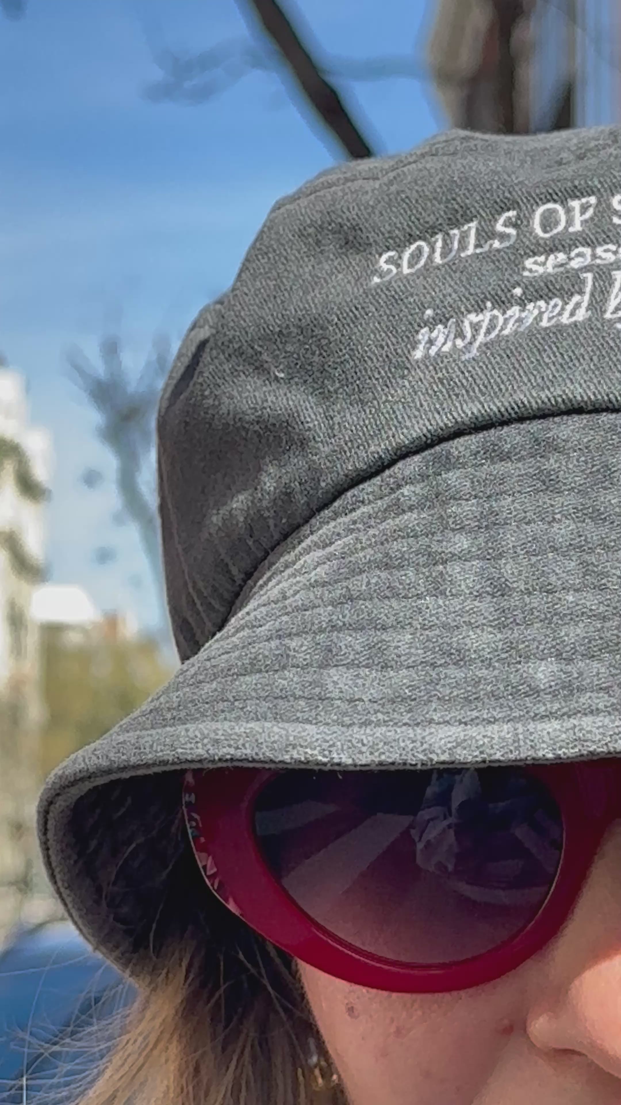 Sunshine bucket hat
